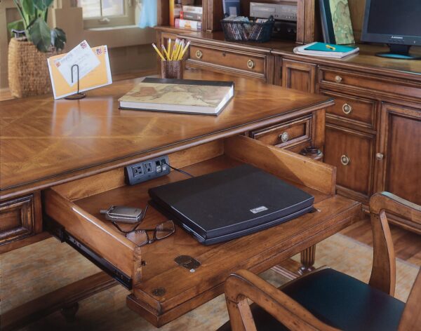 Brookhaven Leg Desk - Image 3